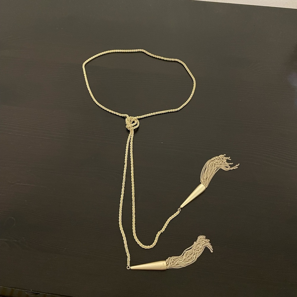 SOLD Kendra Scott tassel necklace